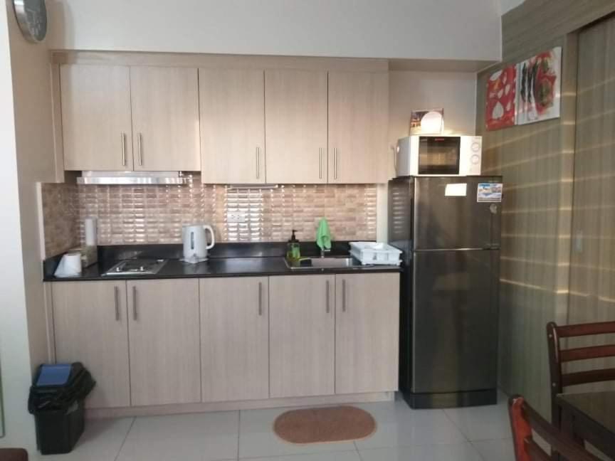 De Luxe, Standard And Studio Suites -The Breeze Residences-Close To Airport,Mall Of Asia, Us Embassy Manila Exterior foto