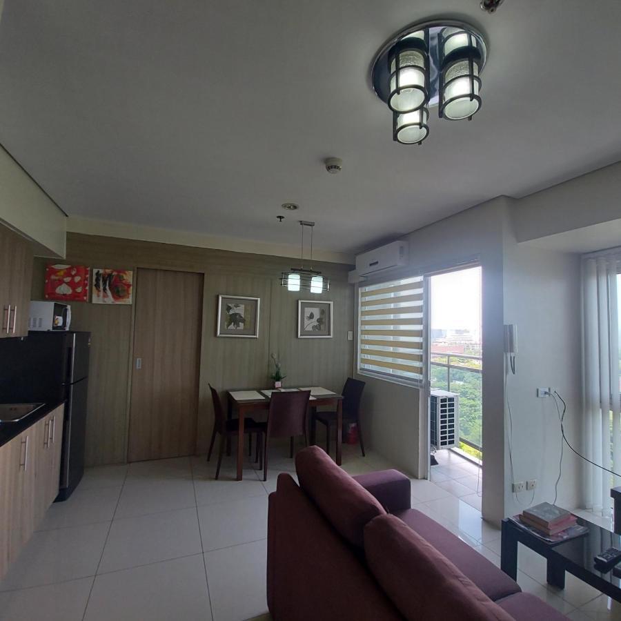 De Luxe, Standard And Studio Suites -The Breeze Residences-Close To Airport,Mall Of Asia, Us Embassy Manila Exterior foto