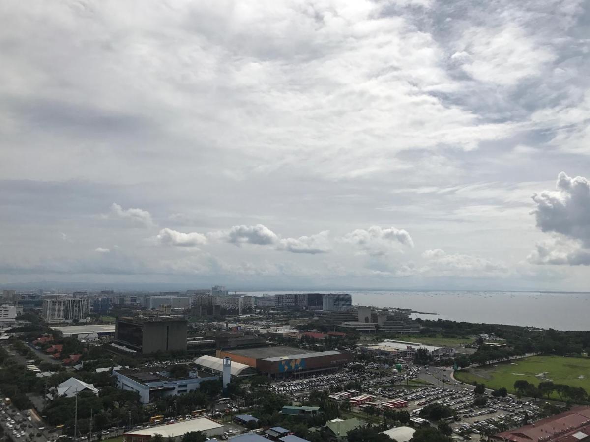 De Luxe, Standard And Studio Suites -The Breeze Residences-Close To Airport,Mall Of Asia, Us Embassy Manila Exterior foto