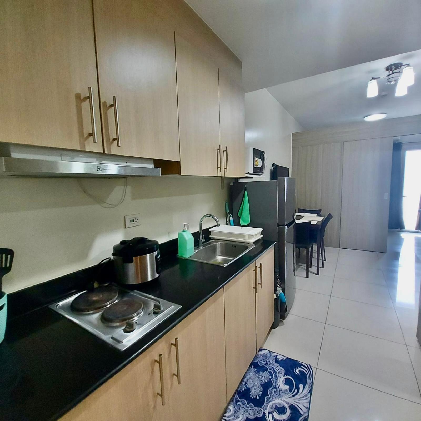 De Luxe, Standard And Studio Suites -The Breeze Residences-Close To Airport,Mall Of Asia, Us Embassy Manila Exterior foto